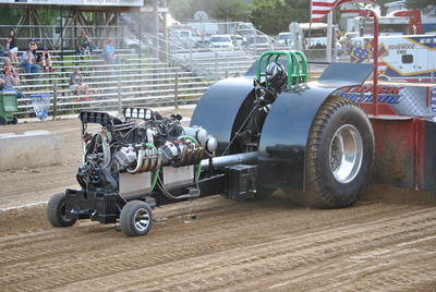 Tractor equipment for the Truck & Tractor Pull event